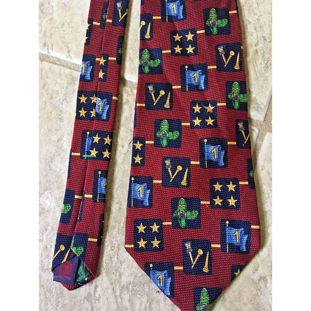 TOMMY HILFIGER 100% Silk Men's Classic Neck Tie Golf Theme Burgundy‎